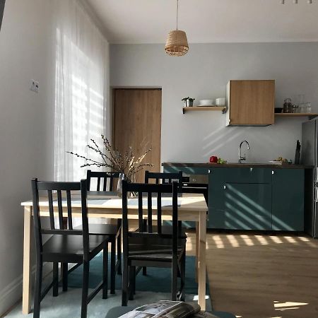 Apartamenty Zastava Влощова Экстерьер фото